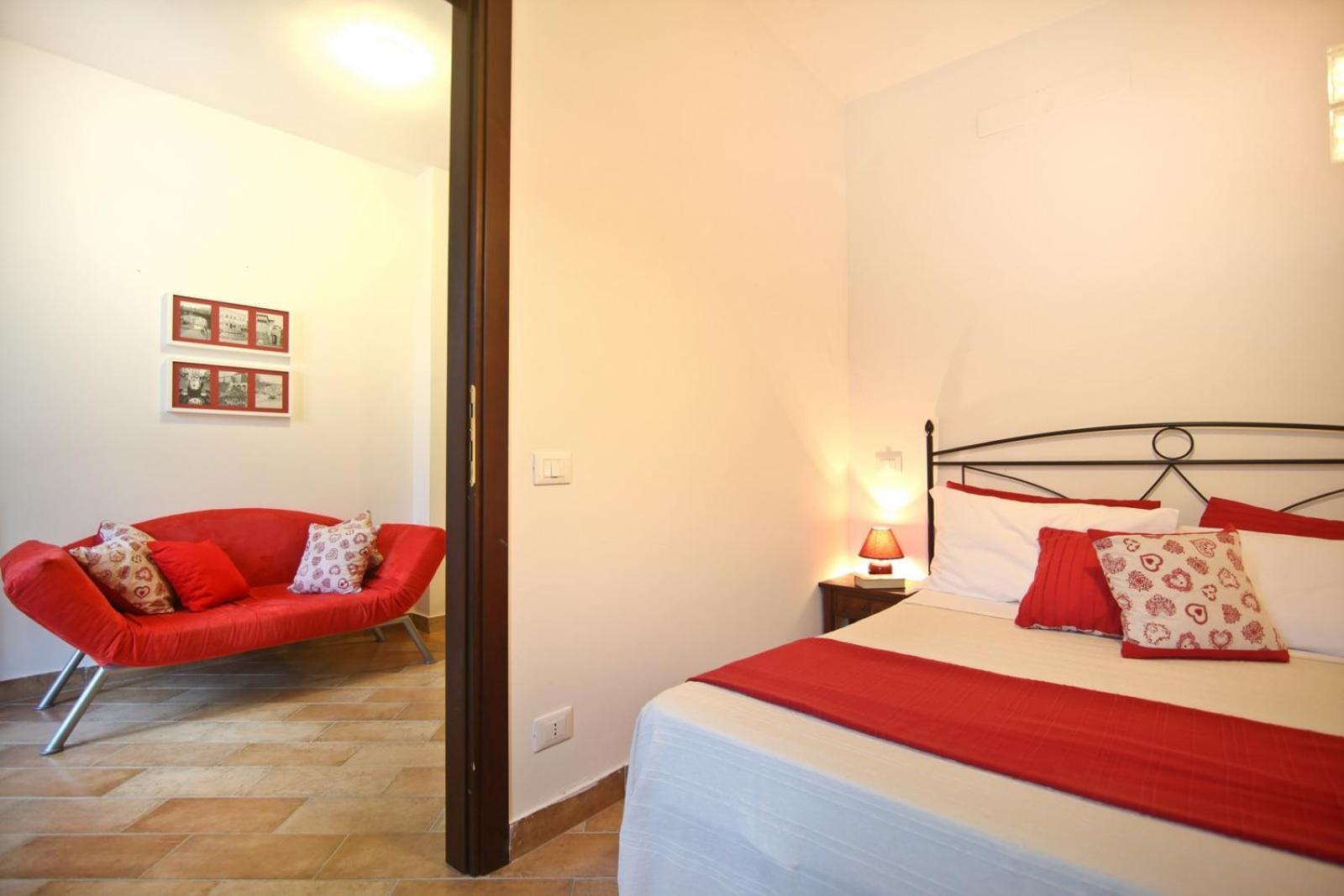 Il Vecchio Mandorlo Farm stay